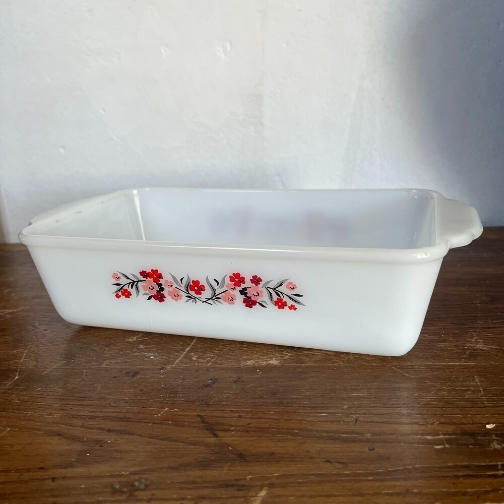 VTG Fire King Primrose Milk Glass Bread Loaf Pan 409 Baking Dish 1 Qt Floral USA